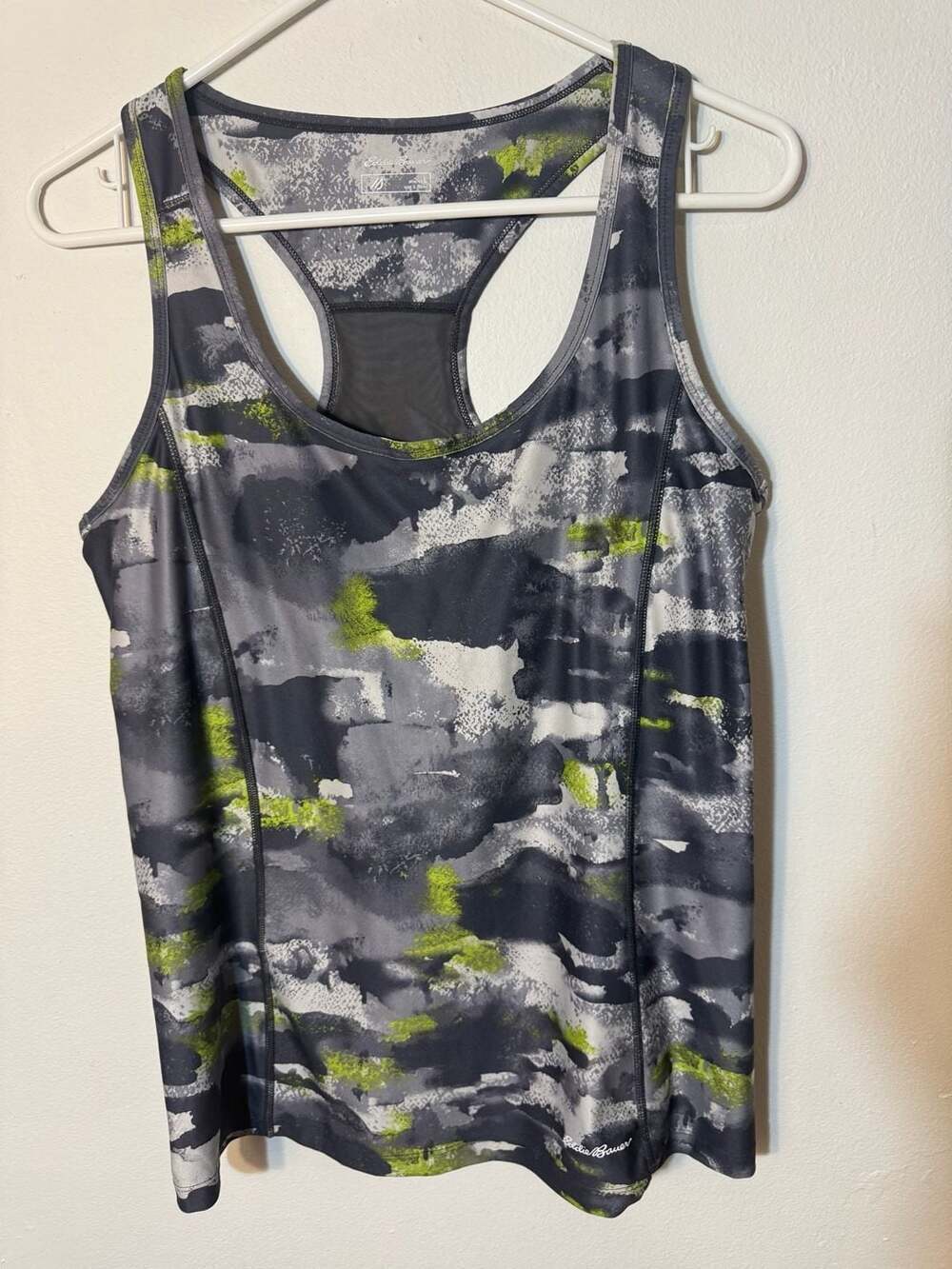 Eddie Bauer Women's Racerback Athletic Tank Top Built-In Bra Camouflage Gray Neo - Picture 2 of 4